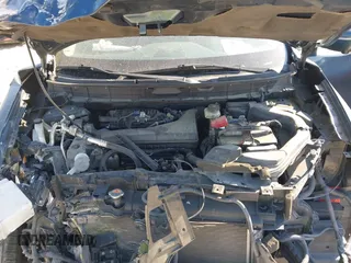 2014 Nissan Rogue SV with VIN 5N1AT2MT4EC778685, listed as a IAAI auction lot 41897568 with 135,922 mi miles and . Bid and sale history available at carsss.com. Image 10.