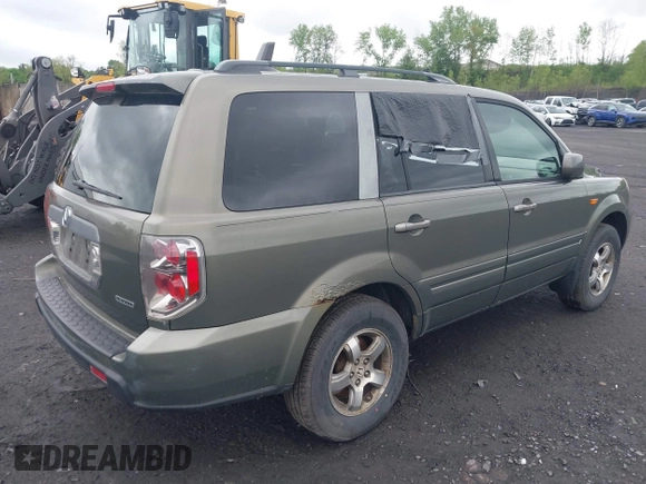 2007 Honda Pilot EX-L with VIN 2HKYF18557H507206, listed as a IAAI auction lot 42195899 with 284,784 mi miles. Bid and sale history available at carsss.com. Image 4.