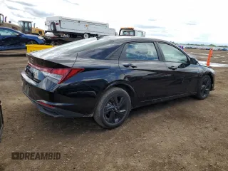 2023 Hyundai Elantra SEL with VIN KMHLM4AG3PU372242, listed as a Copart auction lot 58387375 with 13,746 mi miles and Salvage title. Bid and sale history available at DreamBid. Image 3.