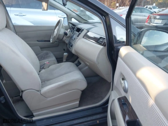 2011 Nissan Versa 1.8 S with VIN 3N1BC1CP5BL385675, listed as a IAAI auction lot 41390597 with 204,069 mi miles. Bid and sale history available at carsss.com. Image 5.
