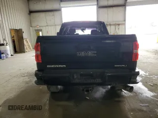 2016 GMC Sierra 2500HD Denali z VIN 1GT12UE84GF275611, wystawiony jako Copart lot #52740225 z przebiegiem 135 747 mil mil oraz Szkoda całkowita • Salvage title. Historia ofert i sprzedaży dostępna na DreamBid. Obrazek 6.
