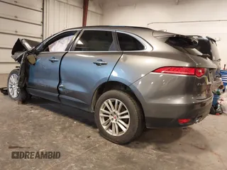 2017 Jaguar F-PACE 20d Prestige with VIN SADCK2BN6HA086744, listed as a IAAI auction lot 40730584 with 105,387 mi miles. Bid and sale history available at carsss.com. Image 3.