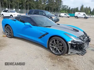 2015 Chevrolet Corvette 3LT z VIN 1G1YE2D72F5116635, wystawiony jako IAAI lot #42195390 z przebiegiem 70 633 mil mil oraz . Historia ofert i sprzedaży dostępna na DreamBid. Obrazek 1.