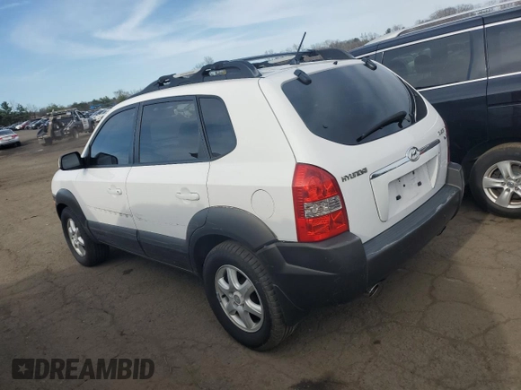 2005 Hyundai Tucson GLS with VIN KM8JN12D45U188612, listed as a Copart auction lot 51826225 with 192,677 mi miles and Salvage Title. Bid and sale history available at carsss.com. Image 2.