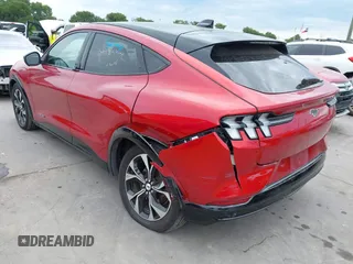 2023 Ford Mustang Mach-E Premium z VIN 3FMTK3SU5PMA70024, wystawiony jako IAAI lot #42475385 z przebiegiem 37 015 mil mil oraz . Historia ofert i sprzedaży dostępna na DreamBid. Obrazek 3.