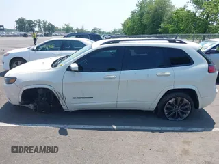 2019 Jeep Cherokee Limited with VIN 1C4PJMDX7KD371114, listed as a IAAI auction lot 42492116 with 83,694 mi miles and . Bid and sale history available at DreamBid. Image 14.