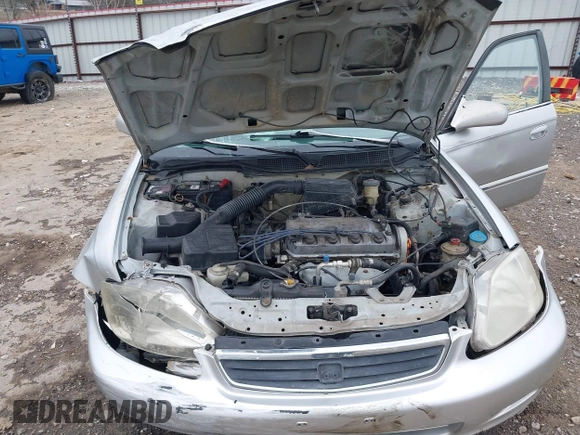 2000 Honda Civic VP z VIN 2HGEJ6613YH575630, wystawiony jako IAAI lot #41525214 z przebiegiem 251 481 mil mil oraz . Historia ofert i sprzedaży dostępna na DreamBid. Obrazek 10.