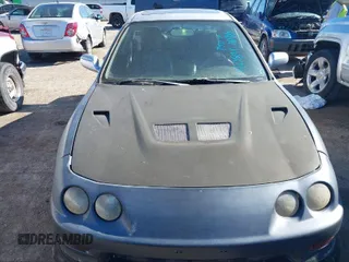 2001 Acura Integra z VIN JH4DB76611S001520, wystawiony jako IAAI lot #41390764 z przebiegiem 190 993 mil mil oraz . Historia ofert i sprzedaży dostępna na DreamBid. Obrazek 13.