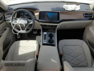 2024 Volkswagen Atlas SE with VIN 1V2LR2CAXRC548312, listed as a Copart auction lot 48427095 with 16,051 mi miles and Salvage title. Bid and sale history available at DreamBid. Image 8.