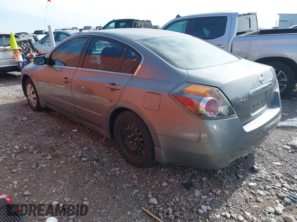 2009 Nissan Altima SL with VIN 1N4AL21E59N555386, listed as a IAAI auction lot 42041954 with 188,656 mi miles and . Bid and sale history available at DreamBid. Image 3.