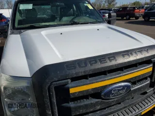 2013 Ford F-350 z VIN 1FD7X3B67DEA52601, wystawiony jako IAAI lot #42521087 z przebiegiem 335 745 mil mil oraz . Historia ofert i sprzedaży dostępna na DreamBid. Obrazek 21.