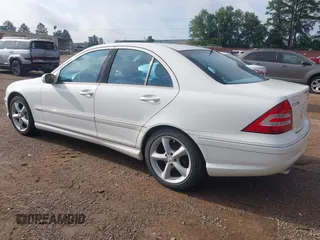 2005 Mercedes-Benz C 230 Kompressor with VIN WDBRF40J95F664371, listed as a IAAI auction lot 42423721 with 173,536 mi miles and . Bid and sale history available at DreamBid. Image 3.