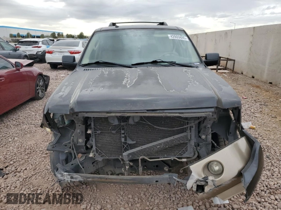 2013 Ford Expedition EL XLT with VIN 1FMJK1J55DEF19967, listed as a Copart auction lot 42805695 with 185,378 mi miles and Salvage Title. Bid and sale history available at carsss.com. Image 5.