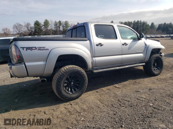 2015 Toyota Tacoma with VIN 3TMLU4EN6FM183441, listed as a Copart auction lot 49060715 with 100,328 mi miles and Salvage Title. Bid and sale history available at carsss.com. Image 3.