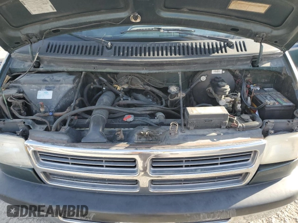 1996 Dodge Cargo z VIN 2B6HB21Y4TK104883, wystawiony jako Copart lot #47708165 z przebiegiem 164 225 mil mil oraz Szkoda całkowita • Salvage title. Historia ofert i sprzedaży dostępna na DreamBid. Obrazek 14.