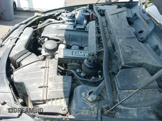 2007 BMW 3 Series 328i с VIN WBAVC53567FZ73468, выставлен на аукционе IAAI как лот 42750425 с пробегом 174 381 миль миль и . История ставок и продаж доступна на DreamBid. Изображение 14.