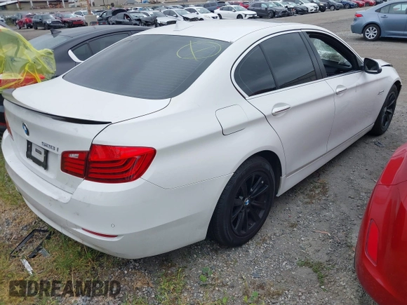 2014 BMW 5 Series 528i with VIN WBA5A5C56ED507439, listed as a IAAI auction lot 42105901 with Not Provided miles. Bid and sale history available at carsss.com. Image 4.