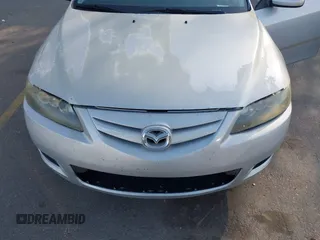 2008 Mazda 6 i Sport VE with VIN 1YVHP80C885M39480, listed as a IAAI auction lot 42078591 with 131,993 mi miles. Bid and sale history available at carsss.com. Image 6.