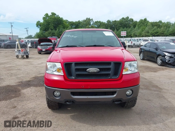 2007 Ford F-150 XLT z VIN 1FTPX04597KD31044, wystawiony jako IAAI lot #42590208 z przebiegiem 161 415 mil mil oraz . Historia ofert i sprzedaży dostępna na DreamBid. Obrazek 12.