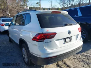 2020 Volkswagen Tiguan S with VIN 3VV0B7AX1LM155996, listed as a IAAI auction lot 41632155 with 76,000 mi miles. Bid and sale history available at carsss.com. Image 3.