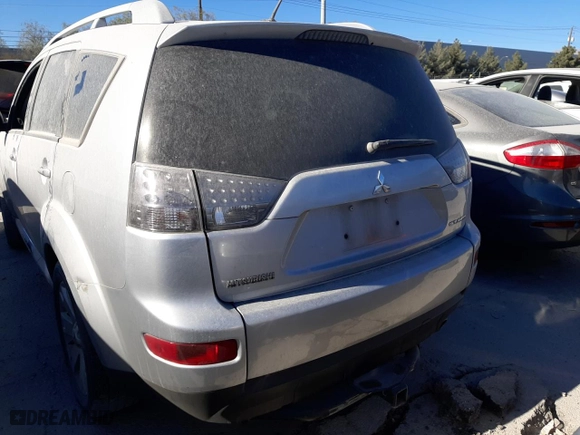 2008 Mitsubishi Outlander SE with VIN JA4LT31W68Z016164, listed as a Copart auction lot 79294084 with 148,527 mi miles and Non Repairable. Bid and sale history available at carsss.com. Image 6.