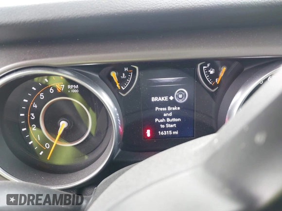 2018 Jeep Wrangler Unlimited Sport S z VIN 1C4HJXDG1JW274726, wystawiony jako IAAI lot #41890392 z przebiegiem 16 315 mil mil oraz . Historia ofert i sprzedaży dostępna na DreamBid. Obrazek 7.