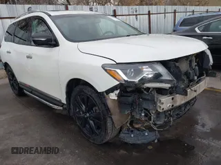 2017 Nissan Pathfinder S with VIN 5N1DR2MM6HC660212, listed as a IAAI auction lot 41905628 with 123,669 mi miles. Bid and sale history available at carsss.com. Image 1.