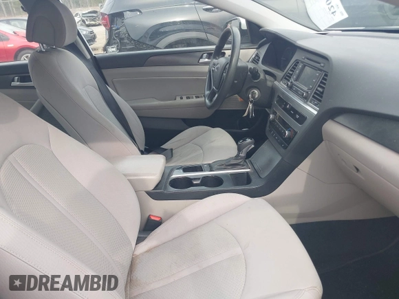 2015 Hyundai Sonata Sport with VIN 5NPE34AF7FH052003, listed as a IAAI auction lot 42097419 with 172,026 mi miles and . Bid and sale history available at DreamBid. Image 5.