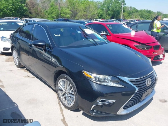 2016 Lexus ES 350 with VIN 58ABK1GG7GU019034, listed as a IAAI auction lot 41981877 with 1 mi miles. Bid and sale history available at carsss.com. Image 1.