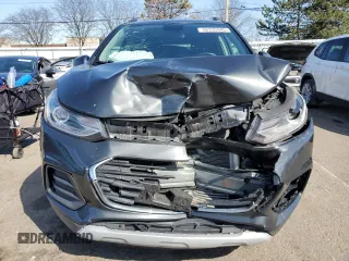 2018 Chevrolet Trax LT with VIN 3GNCJPSB5JL155205, listed as a Copart auction lot 52335945 with 91,452 mi miles and Salvage Title. Bid and sale history available at carsss.com. Image 5.