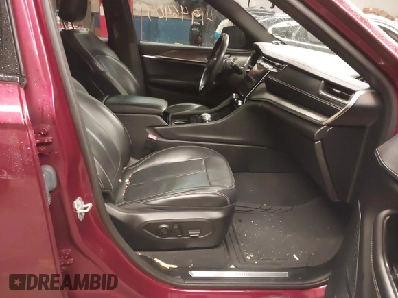 2021 Jeep Grand Cherokee Overland with VIN 1C4RJKDGXM8149126, listed as a IAAI auction lot 41946409 with 41,698 mi miles and . Bid and sale history available at DreamBid. Image 5.