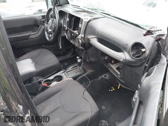 2018 Jeep Wrangler JK Unlimited Sport with VIN 1C4BJWDG3JL828513, listed as a IAAI auction lot 41535694 with 160,254 mi miles. Bid and sale history available at carsss.com. Image 5.