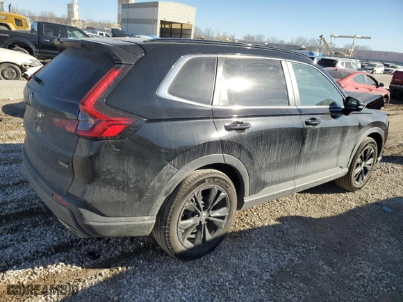 2024 Honda CR-V Hybrid Sport Touring with VIN 7FARS6H90RE079972, listed as a Copart auction lot 47323765 with 9,768 mi miles and Salvage Title. Bid and sale history available at carsss.com. Image 3.