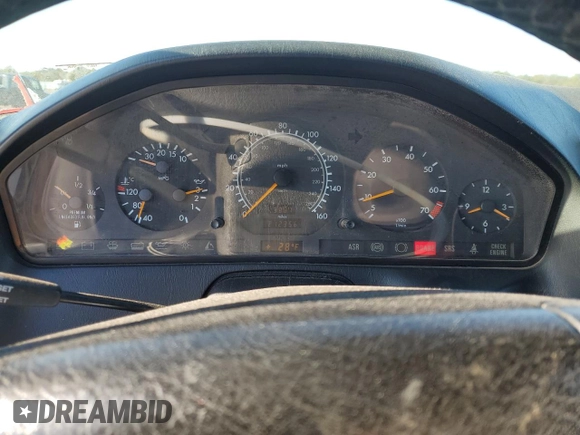 1997 Mercedes-Benz SL 500 with VIN WDBFA63F2VF146008, listed as a Copart auction lot 87655655 with 212,356 mi miles and Clean title. Bid and sale history available at DreamBid. Image 9.