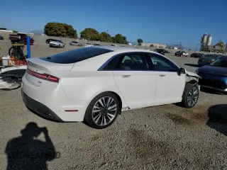 2017 Lincoln MKZ Hybrid Reserve with VIN 3LN6L5MU9HR603287, listed as a Copart auction lot 61403955 with 135,739 mi miles and Salvage title. Bid and sale history available at DreamBid. Image 3.
