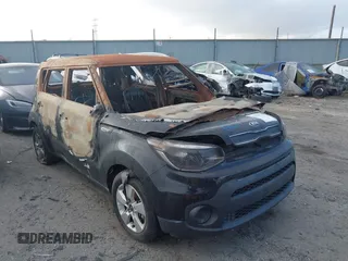 2019 Kia Soul z VIN KNDJN2A25K7689951, wystawiony jako IAAI lot #42022136 z przebiegiem Nie podano mil oraz . Historia ofert i sprzedaży dostępna na DreamBid. Obrazek 1.