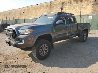2018 Toyota Tacoma SR5 z VIN 3TMDZ5BN7JM039308, wystawiony jako Copart lot #59370295 z przebiegiem 61 688 mil mil oraz Szkoda całkowita • Salvage title. Historia ofert i sprzedaży dostępna na DreamBid. Obrazek 1.