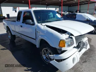2002 Ford Ranger XL with VIN 1FTYR14U32PB66051, listed as a IAAI auction lot 41721638 with 133,798 mi miles. Bid and sale history available at carsss.com. Image 1.