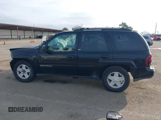 2002 Chevrolet TrailBlazer LS with VIN 1GNDT13S822269549, listed as a IAAI auction lot 41131532 with 286,570 mi miles. Bid and sale history available at carsss.com. Image 14.