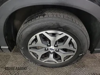 2023 Subaru Forester Premium z VIN JF2SKAEC6PH468002, wystawiony jako IAAI lot #42547222 z przebiegiem 73 121 mil mil oraz . Historia ofert i sprzedaży dostępna na DreamBid. Obrazek 16.