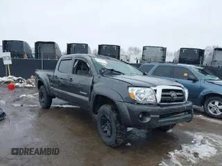 2009 Toyota Tacoma with VIN 5TEMU52N39Z663393, listed as a IAAI auction lot 38501442 with 251,785 mi miles and . Bid and sale history available at DreamBid. Image 1.