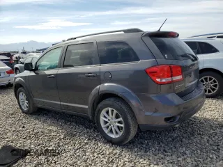 2015 Dodge Journey SXT with VIN 3C4PDDBG2FT684520, listed as a Copart auction lot 58835535 with 101,763 mi miles and Salvage title. Bid and sale history available at DreamBid. Image 2.