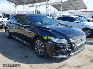2020 Lincoln Continental Livery with VIN 1LN6L9UK7L5602981, listed as a IAAI auction lot 41592860 with 171,710 mi miles. Bid and sale history available at carsss.com. Image 1.