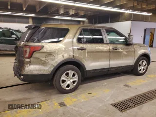 2016 Ford Utility Police Interceptor with VIN 1FM5K8AR5GGD05549, listed as a Copart auction lot 76536604 with 60,416 mi miles and Salvage Title. Bid and sale history available at carsss.com. Image 3.