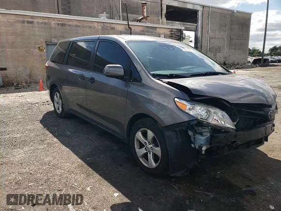 2019 Toyota Sienna L with VIN 5TDZZ3DC8KS006907, listed as a Copart auction lot 70310274 with 73,234 mi miles and Salvage Title. Bid and sale history available at carsss.com. Image 12.