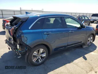 2020 Kia Niro EX Premium with VIN KNDCE3LC5L5400035, listed as a Copart auction lot 67534224 with 27,212 mi miles and Salvage Title. Bid and sale history available at carsss.com. Image 3.