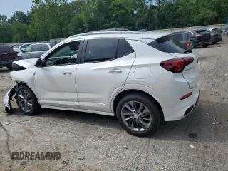 2022 Buick Encore GX Select z VIN KL4MMDSL1NB132260, wystawiony jako Copart lot #64197795 z przebiegiem 13 071 mil mil oraz Szkoda całkowita • Salvage title. Historia ofert i sprzedaży dostępna na DreamBid. Obrazek 2.