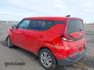 2022 Kia Soul LX with VIN KNDJ23AU4N7157451, listed as a IAAI auction lot 41659563 with 39,250 mi miles. Bid and sale history available at carsss.com. Image 3.