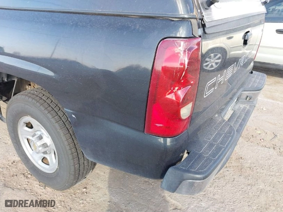 2003 Chevrolet Silverado 1500 Work Truck with VIN 1GCEC14X93Z356988, listed as a IAAI auction lot 41698840 with NaN miles. Bid and sale history available at carsss.com. Image 12.