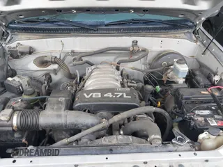 2004 Toyota Tundra SR5 with VIN 5TBDT441X4S465903, listed as a IAAI auction lot 42111517 with 283,929 mi miles and . Bid and sale history available at DreamBid. Image 10.